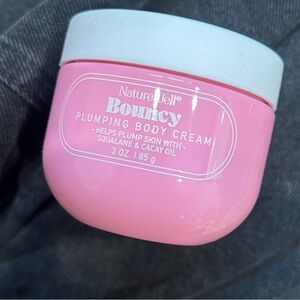 Nature well Bouncy Plumping Body Cream Pink new 3 oz jar